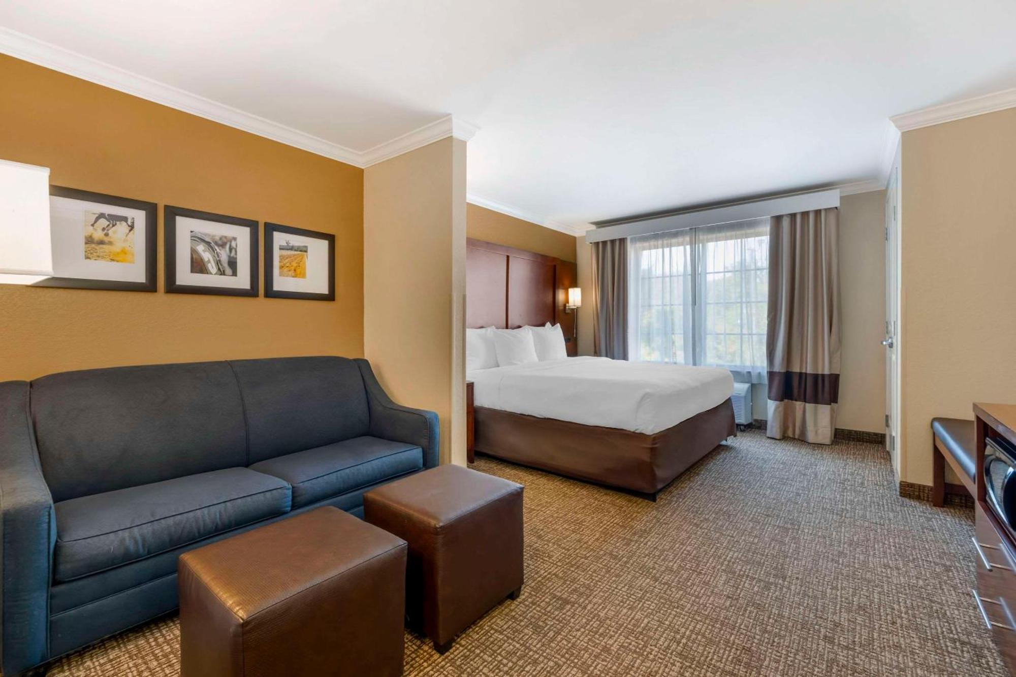 Comfort Suites Elizabethtown Ngoại thất bức ảnh