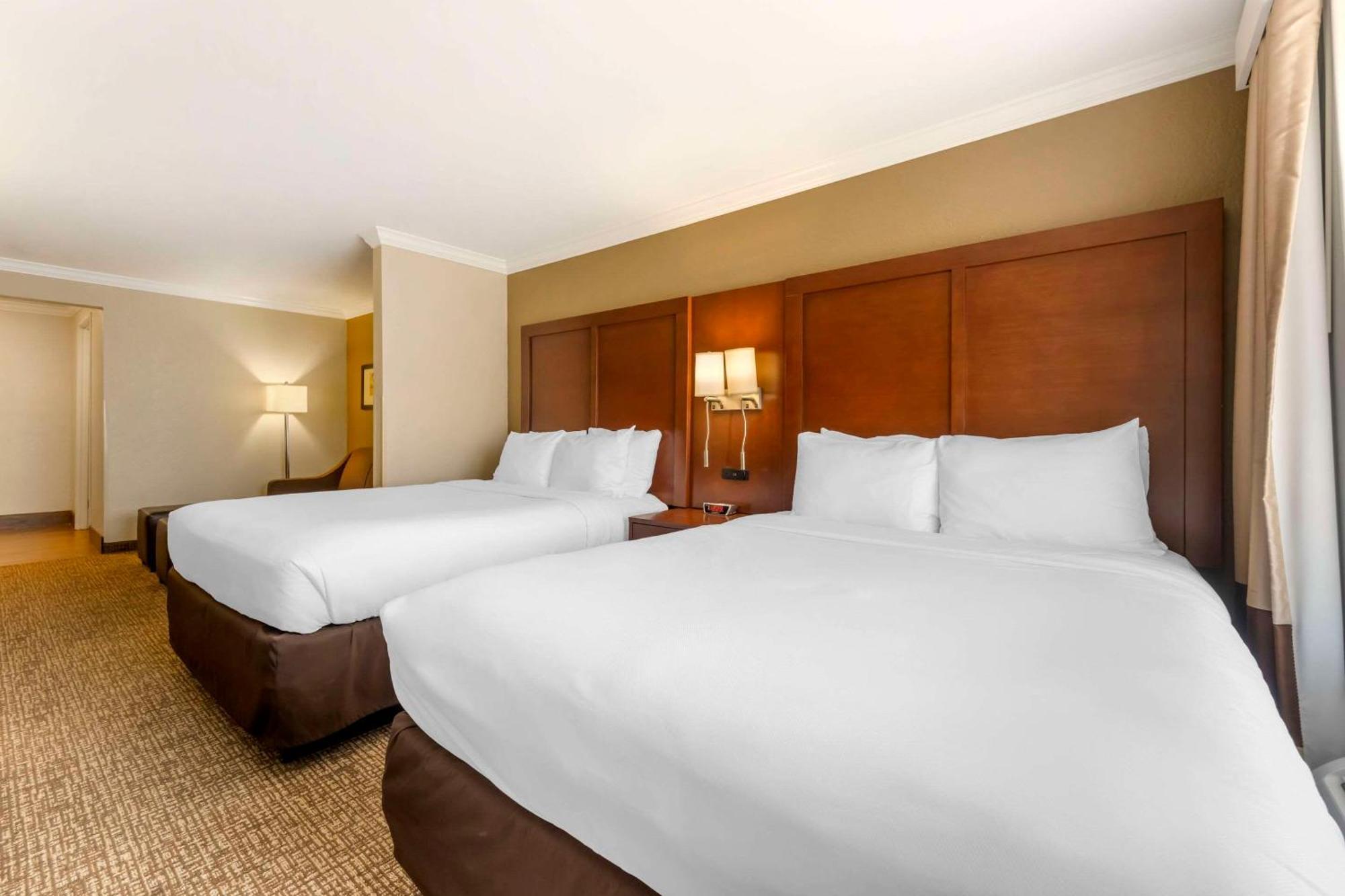 Comfort Suites Elizabethtown Ngoại thất bức ảnh