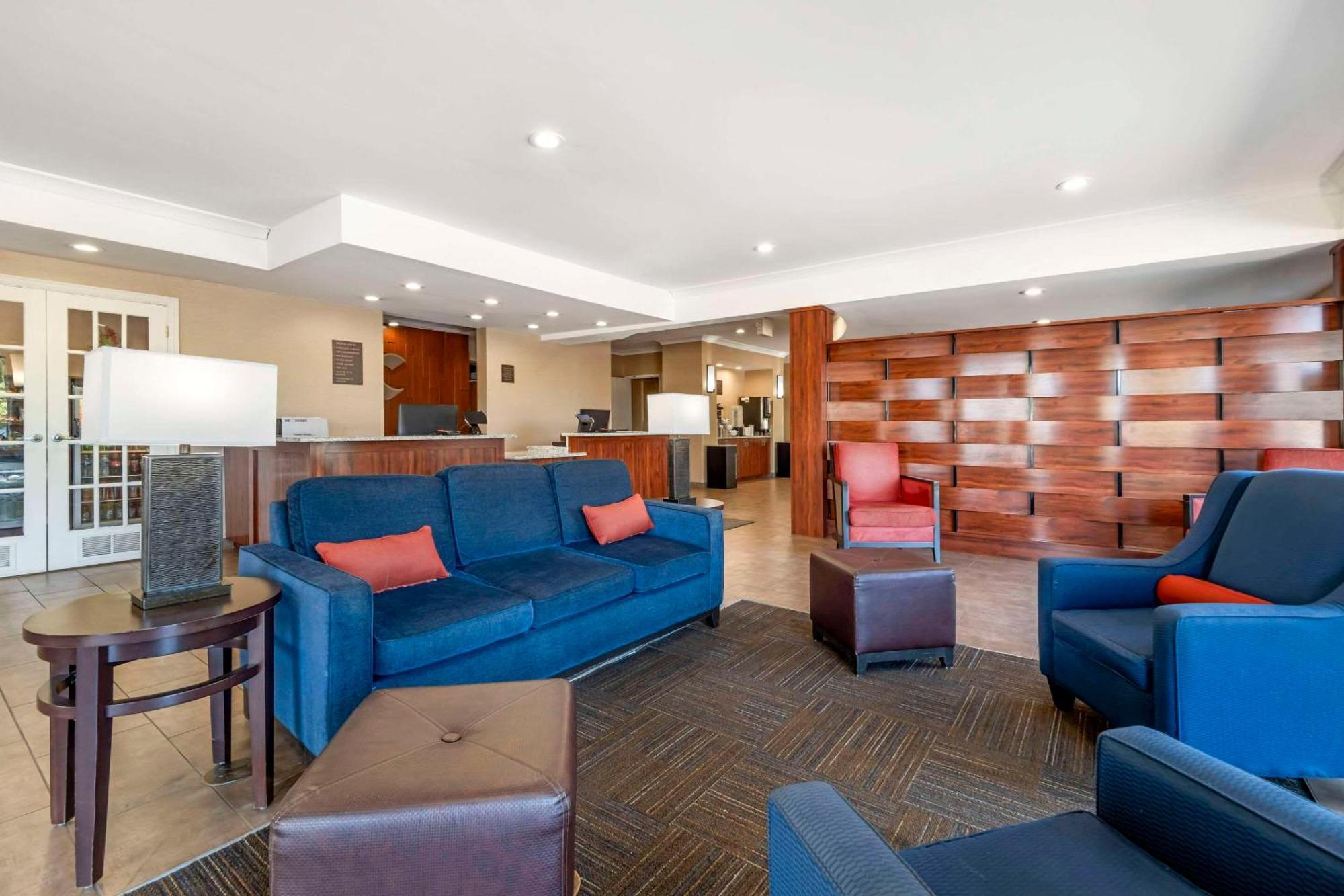 Comfort Suites Elizabethtown Ngoại thất bức ảnh